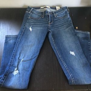 Hollister Size 3 Regular Skinny Jeans